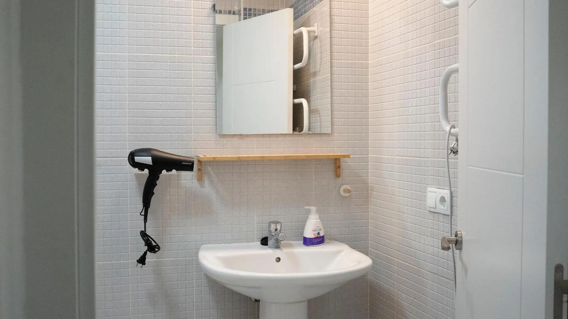 Apartment Estupendo Estudio Al Lado De Plaza La Merced Malaga Spain